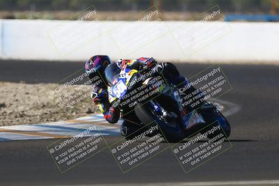 media/Sep-06-2025-CRA (Sat) [[cd32356307]]/Races/Race 8/